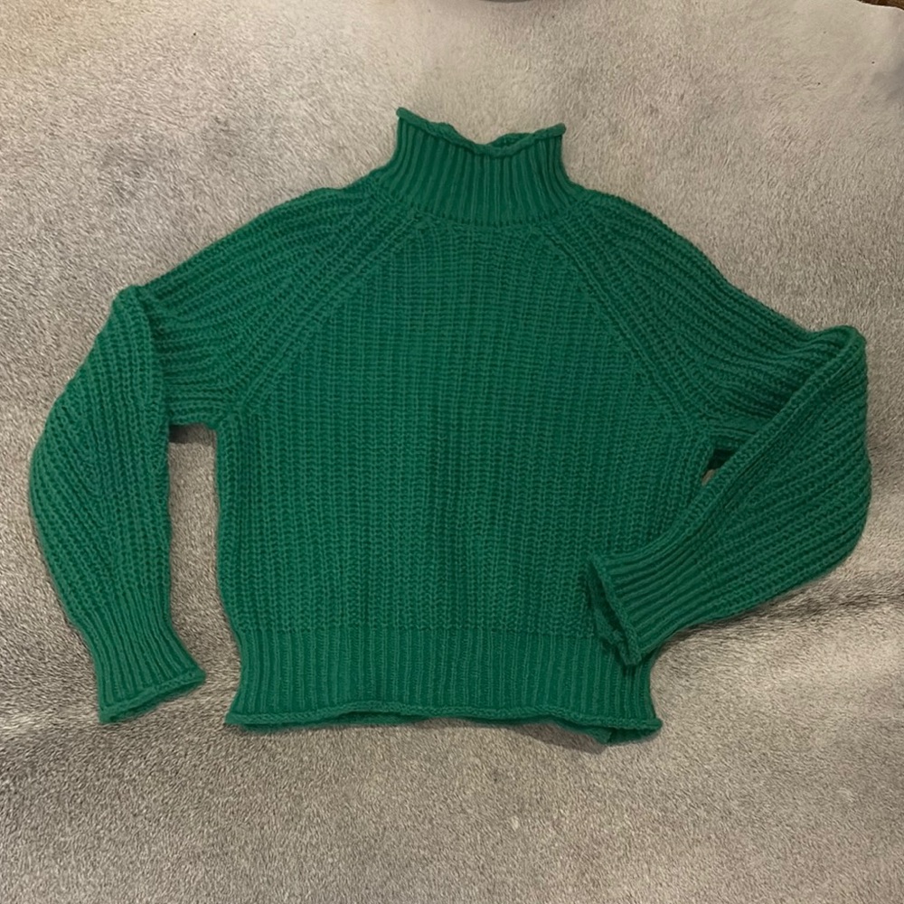 Jon & Anna Green Cowl Neck Sweater with Ribbed Texture